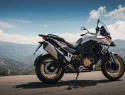 Motor adventure terbaik